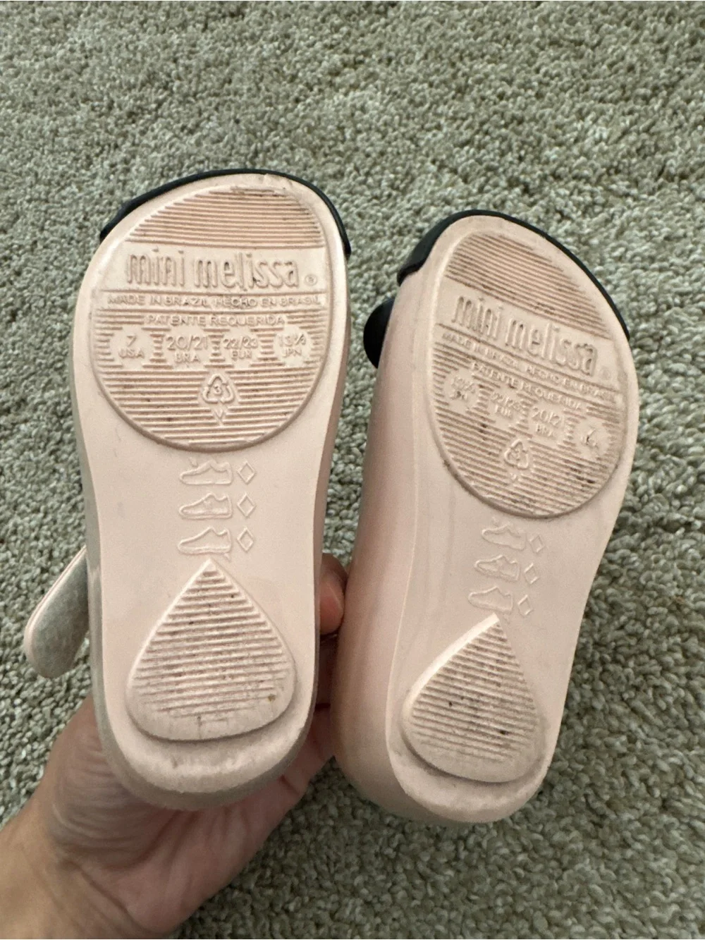 Size 7 Toddler Girl’s Mini Melissa Minnie Mouse jelly Mary Jane shoes